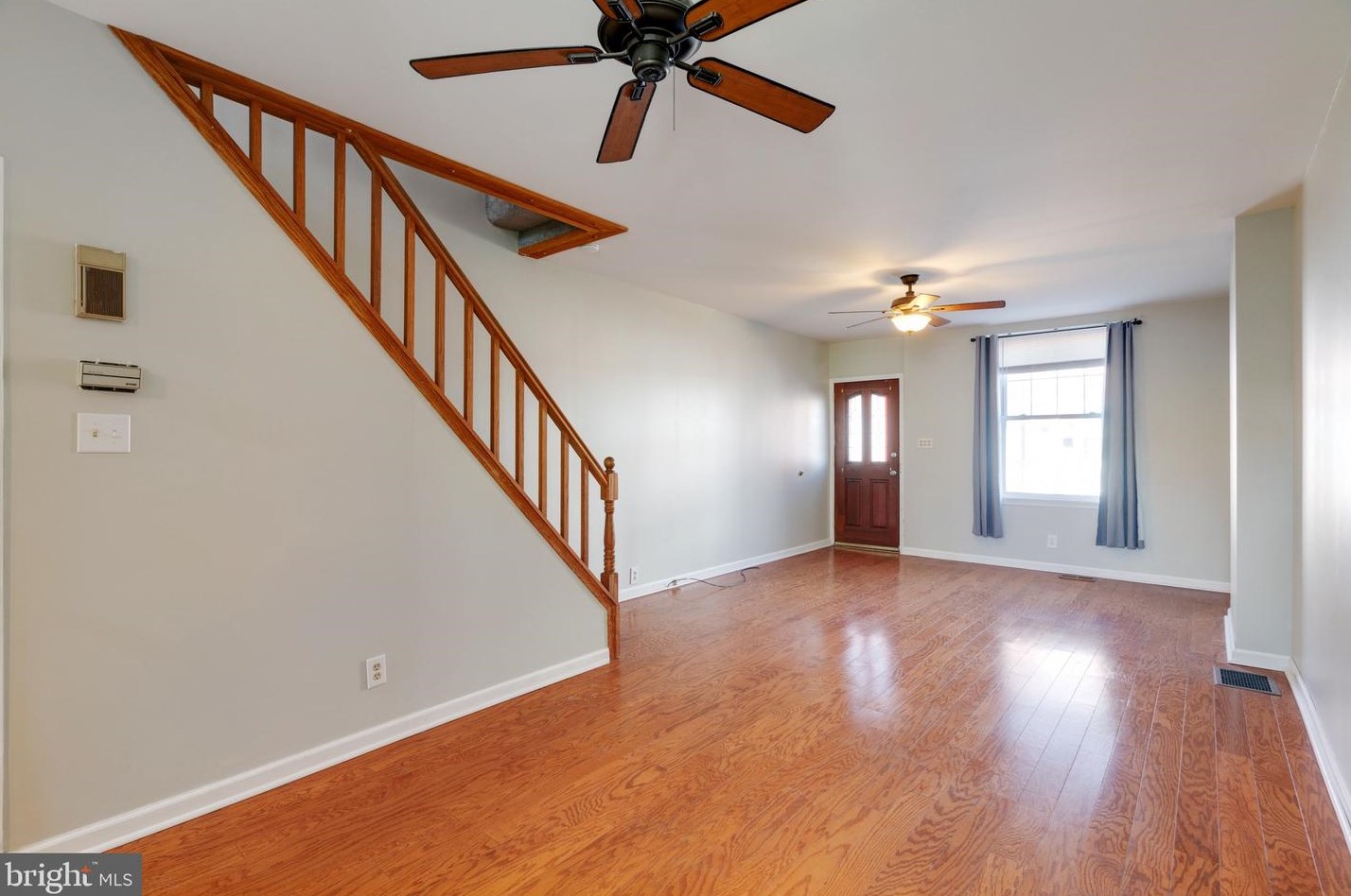 3177 Almond St, Philadelphia PA  19134-5116 exterior