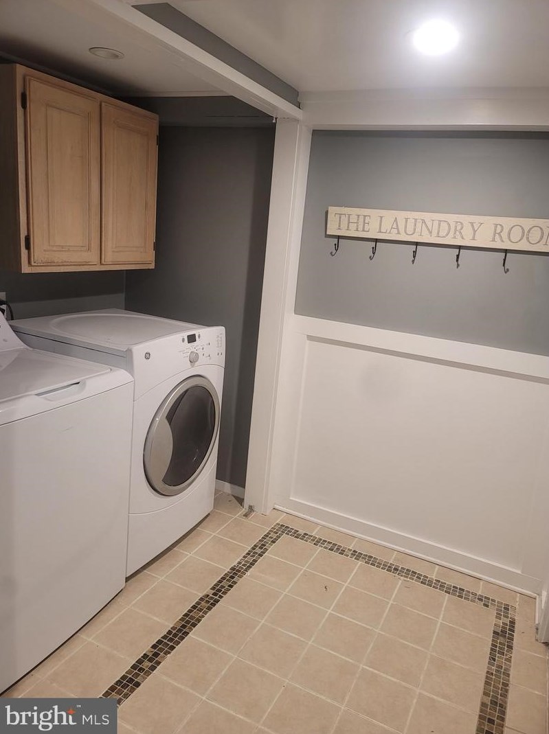 12044 Covert Rd, Philadelphia PA 19154-2707 exterior