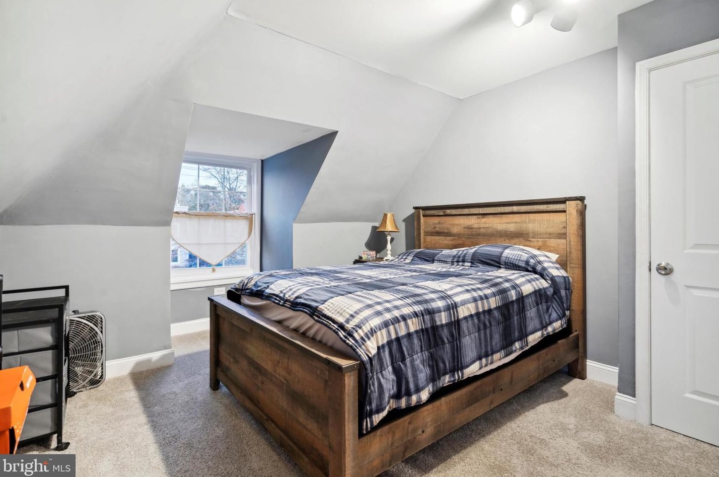 109 Washington Ln, Philadelphia PA 19138-1059 exterior