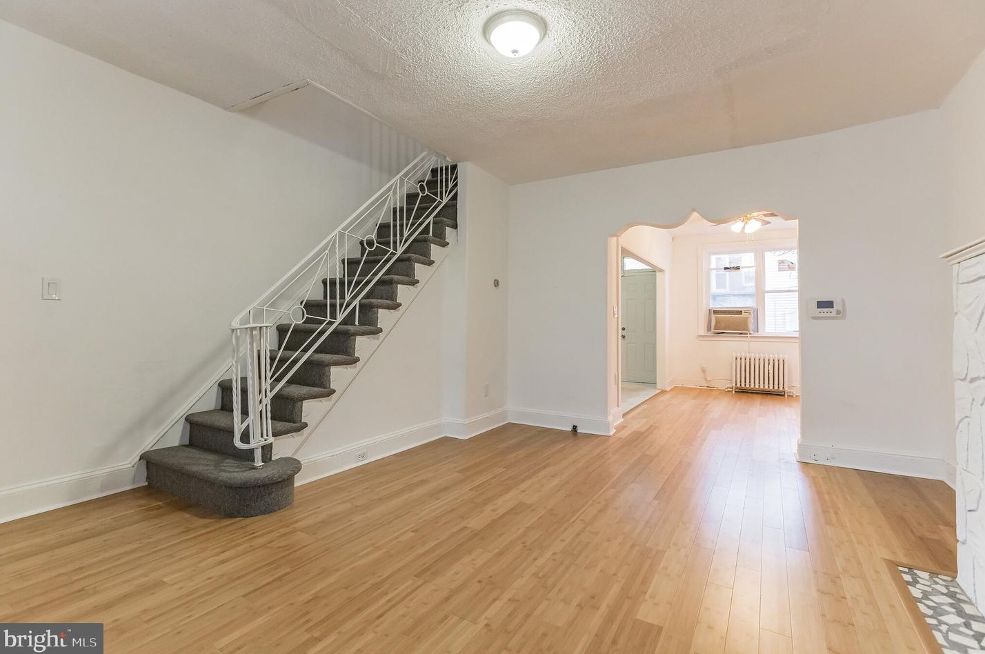 5711 Woodstock St, Philadelphia PA  19138-2913 exterior