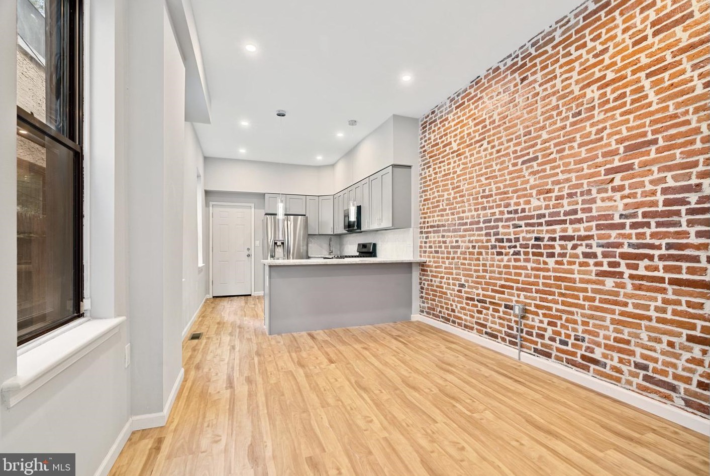1718 Edgley St, Philadelphia PA  19121-1611 exterior