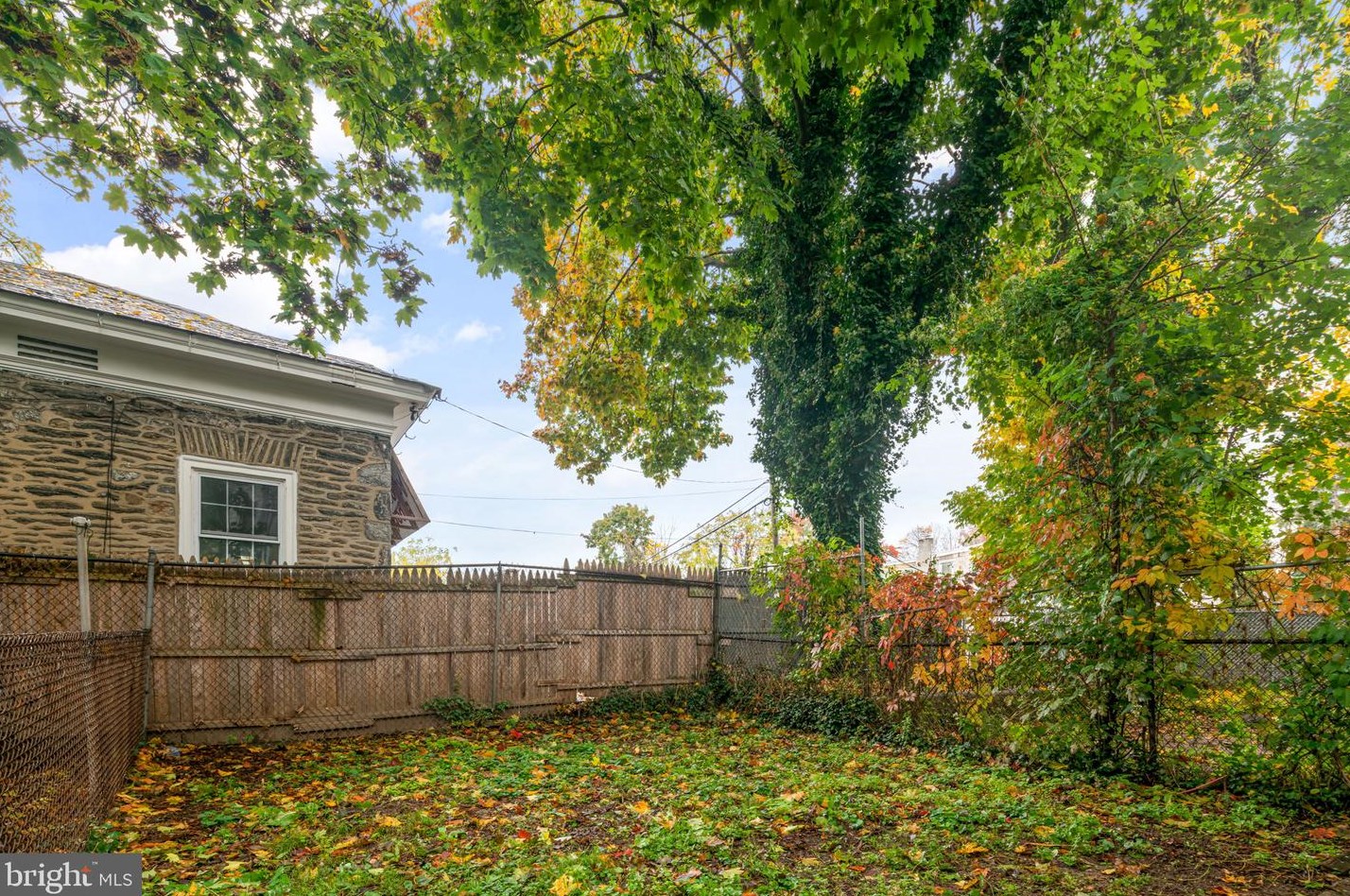 6138 Morton St, Philadelphia PA  19144-1043 exterior