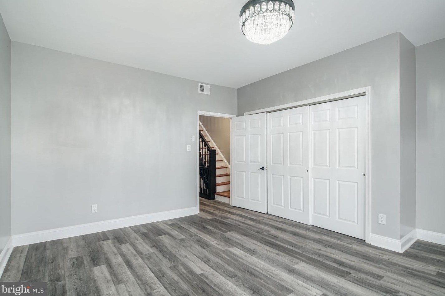 6138 Morton St, Philadelphia PA  19144-1043 exterior