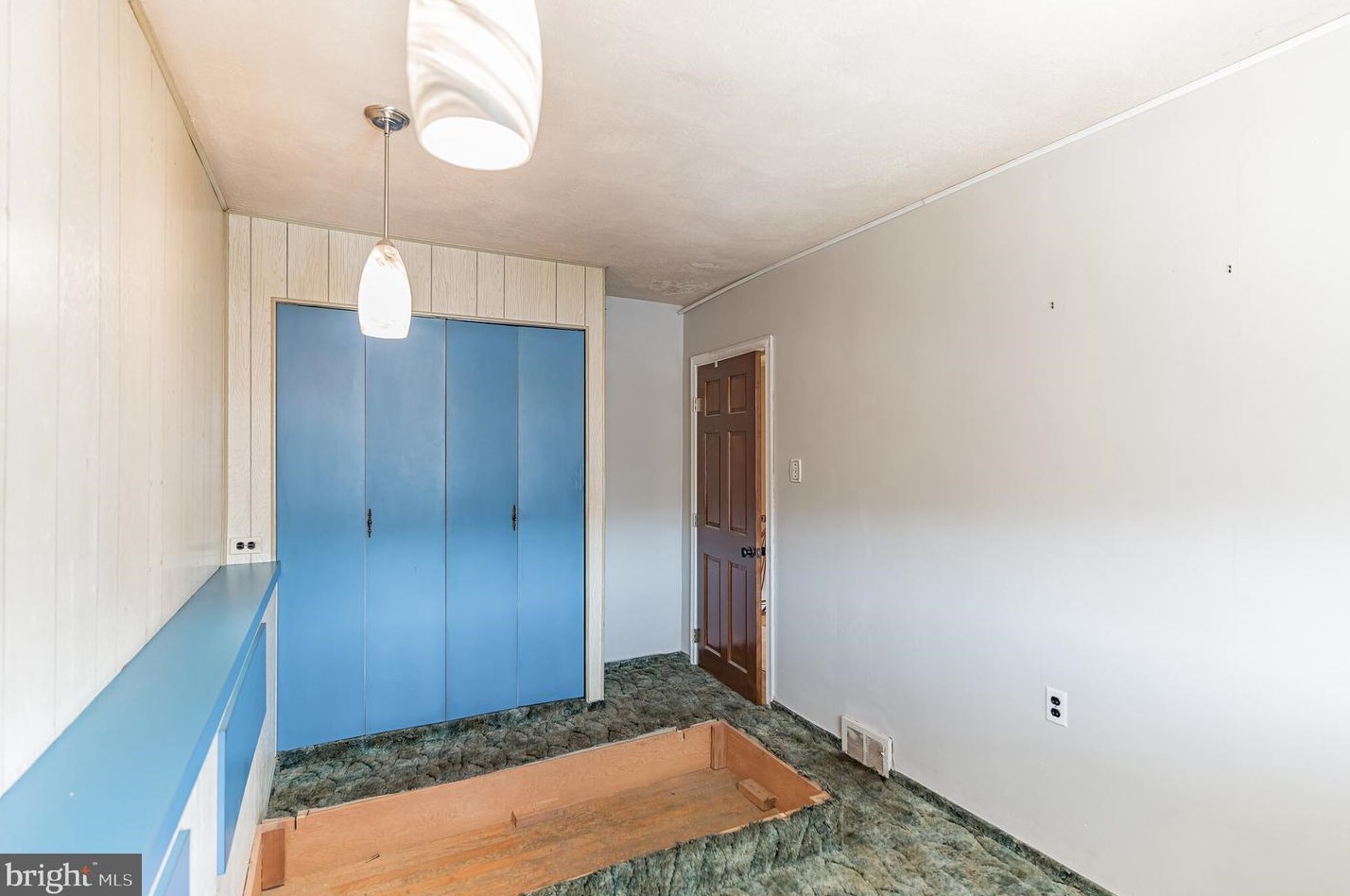 2126 Brighton St, Philadelphia PA 19149-1801 exterior