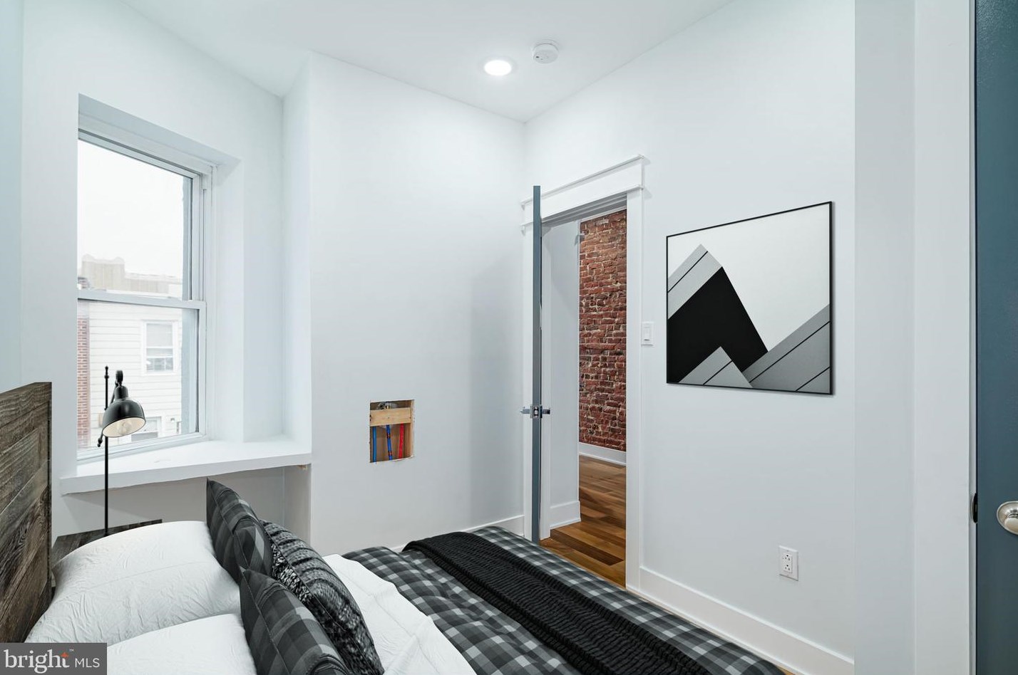 2139 Mifflin St, Philadelphia PA  19145-1931 exterior