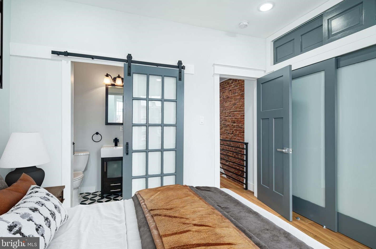 2139 Mifflin St, Philadelphia PA  19145-1931 exterior