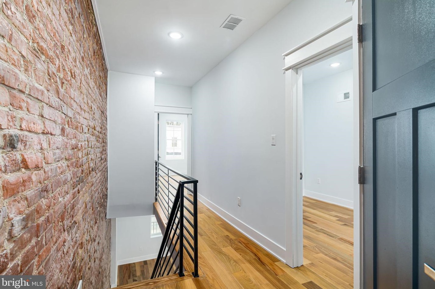 2139 Mifflin St, Philadelphia PA  19145-1931 exterior