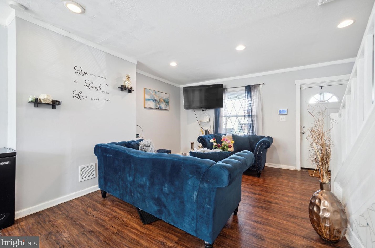 2654 73 St, Philadelphia PA 19153-2214 exterior