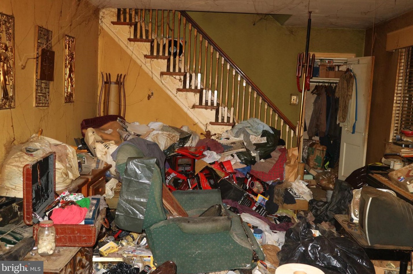 1405 Cardeza St, Philadelphia PA 19150-3306 exterior