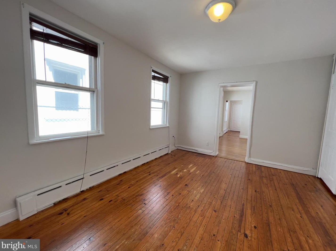 977 Randolph St, Philadelphia PA  19123-1407 exterior