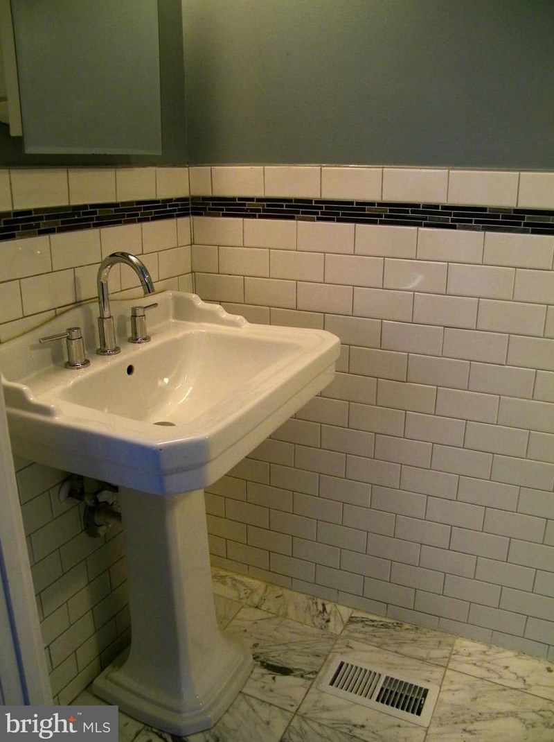 550 Selma St, Philadelphia PA  19116-2822 exterior