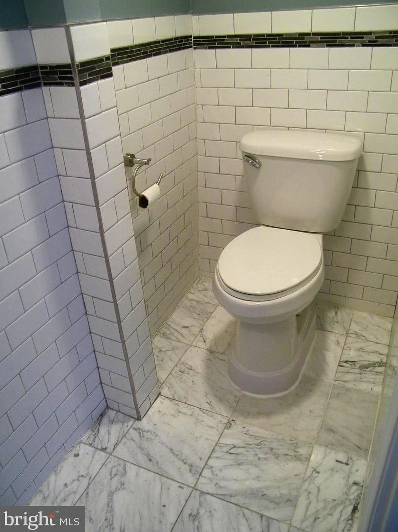 550 Selma St, Philadelphia PA  19116-2822 exterior