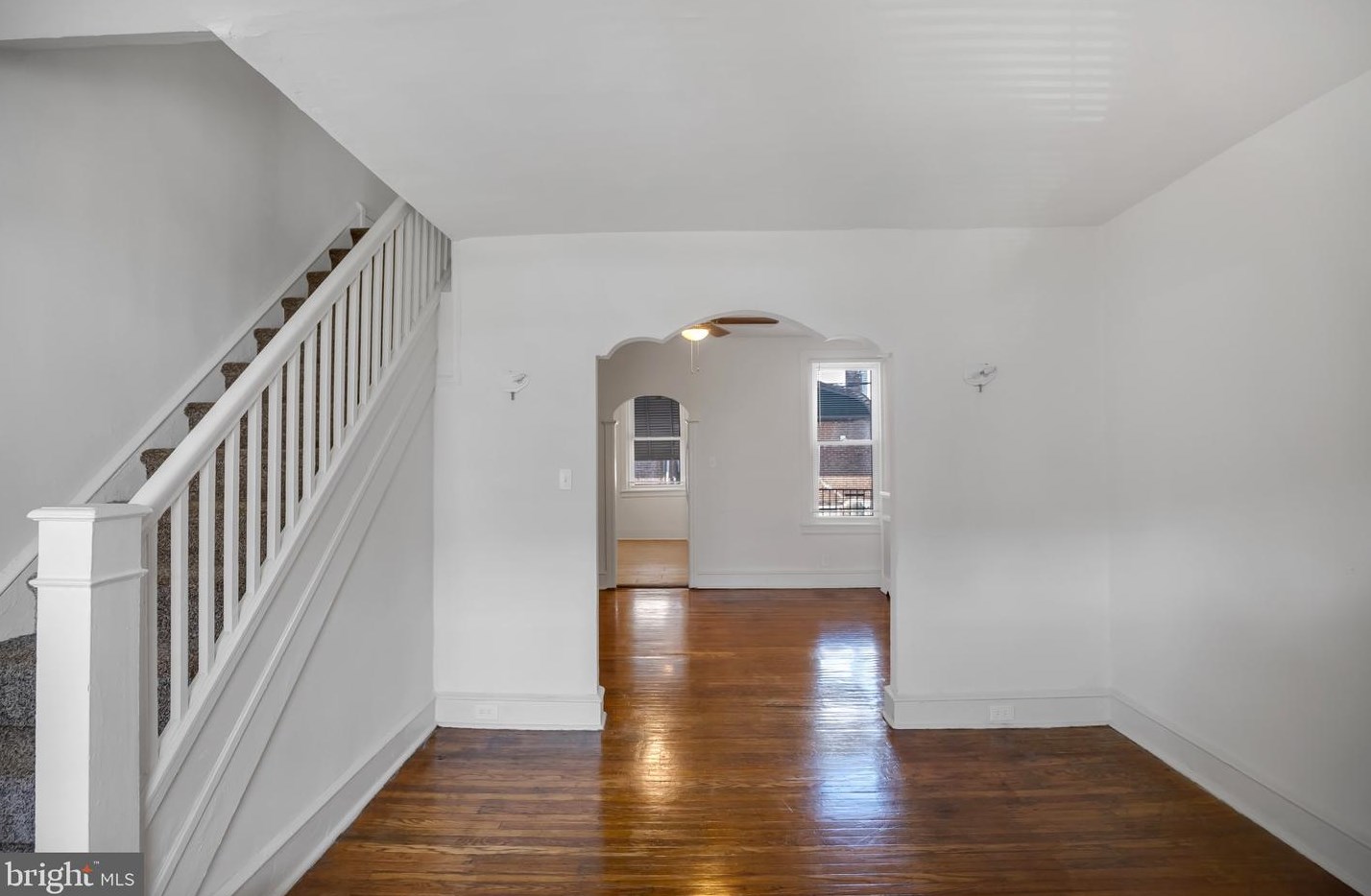 984 Carver St, Philadelphia PA  19124-1038 exterior