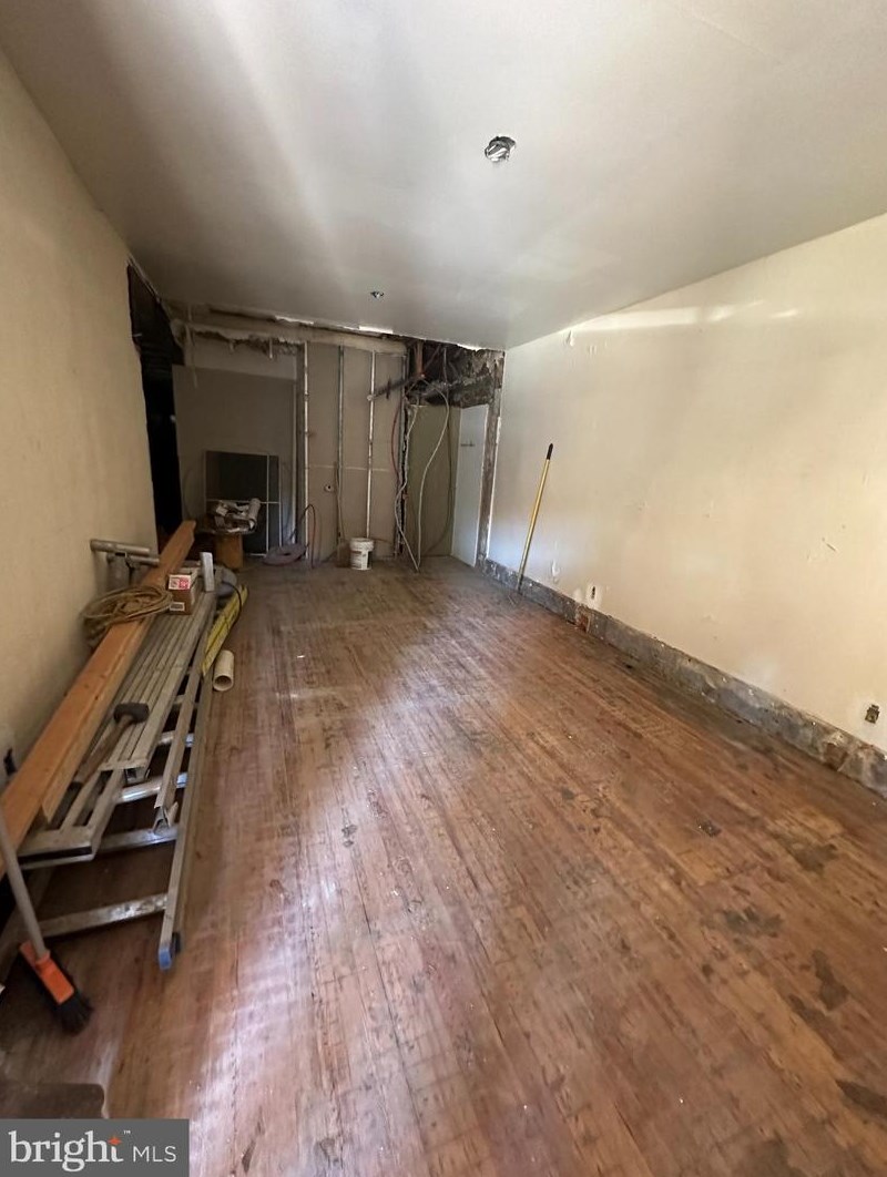 1713 Erie Ave, Philadelphia PA  19140-3536 exterior