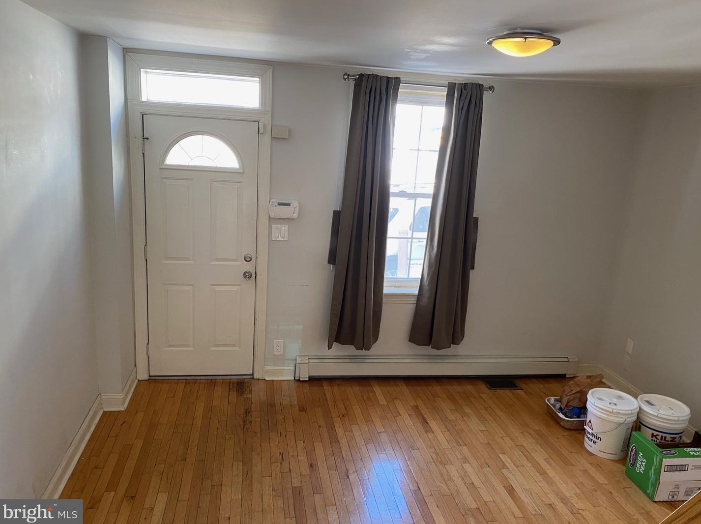 111 Hermit St, Philadelphia PA  19127-1807 exterior