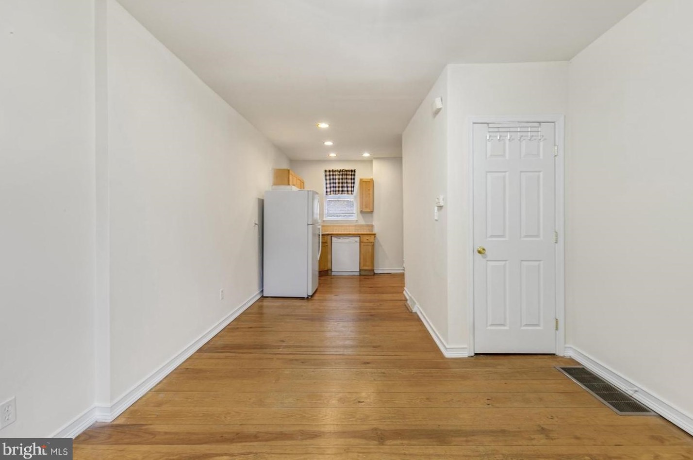 1136 Day St, Philadelphia PA  19125-4112 exterior
