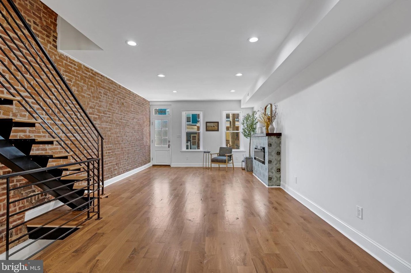 3867 Manayunk Ave, Philadelphia PA 19128-5111 exterior