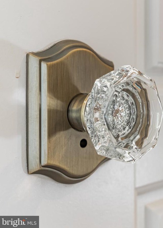 3867 Manayunk Ave, Philadelphia PA 19128-5111 exterior