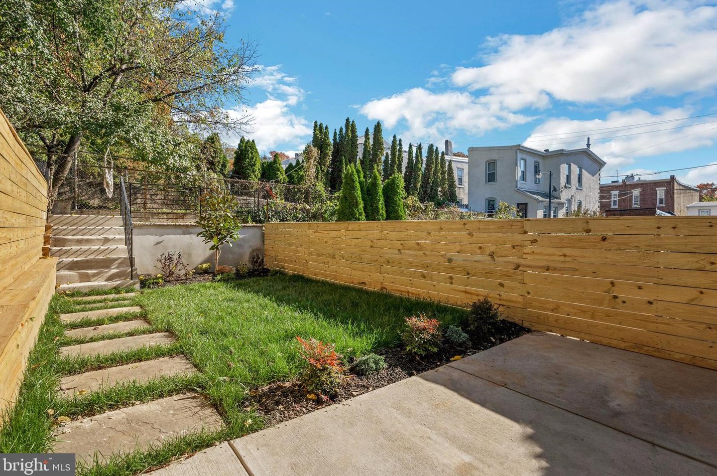 3867 Manayunk Ave, Philadelphia PA 19128-5111 exterior