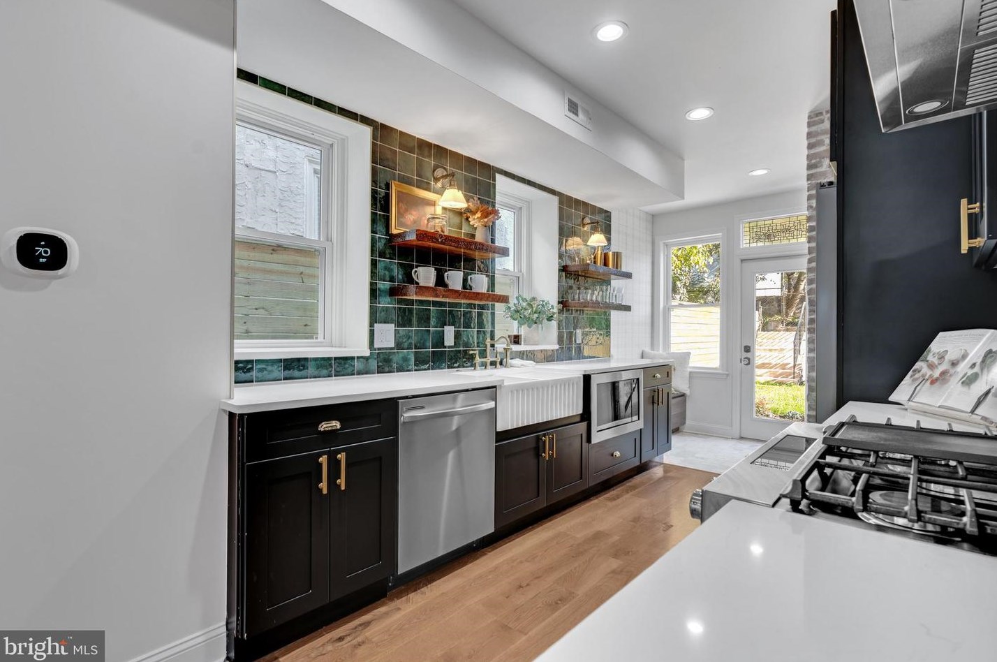 3867 Manayunk Ave, Philadelphia PA 19128-5111 exterior