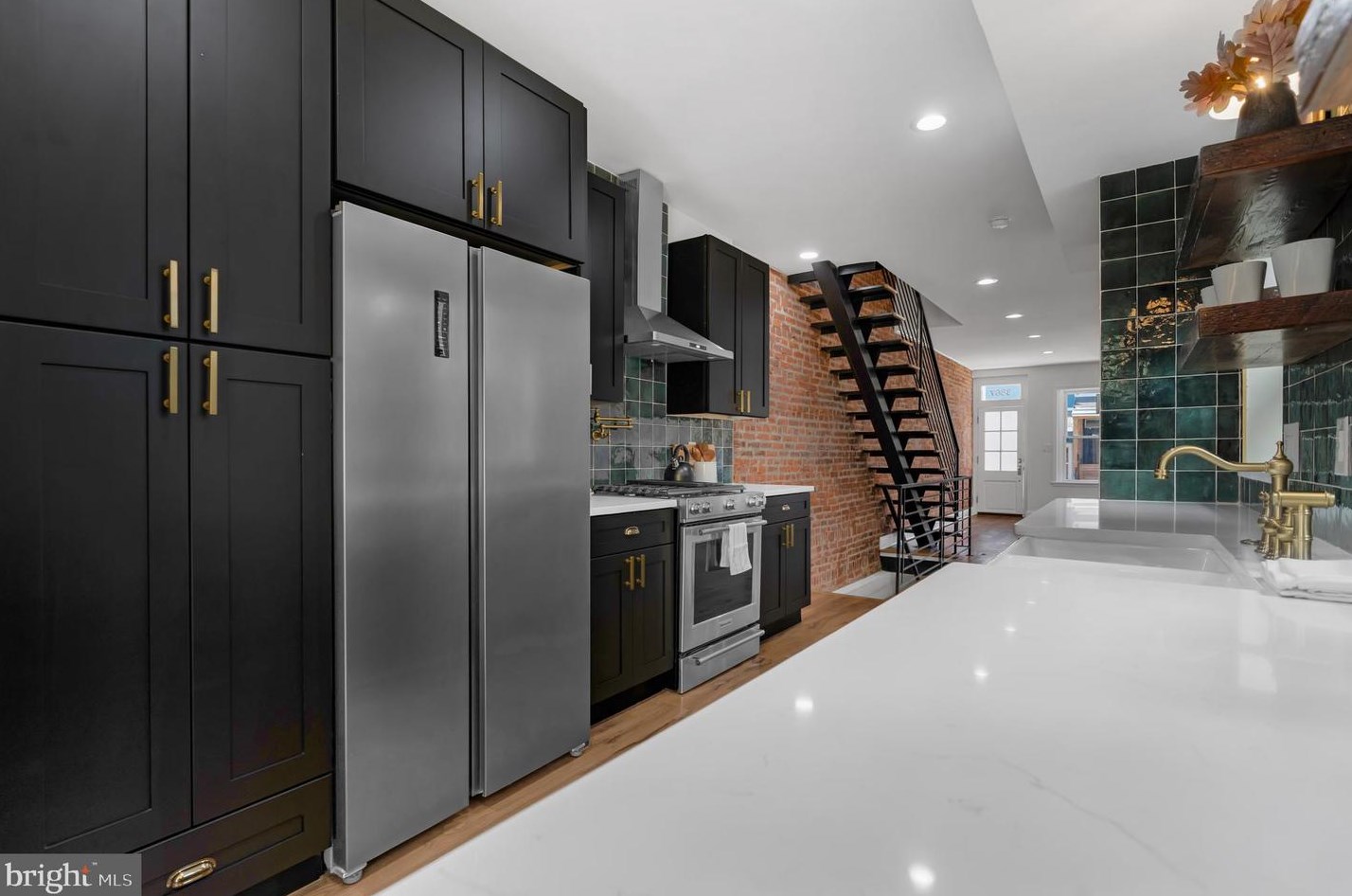 3867 Manayunk Ave, Philadelphia PA 19128-5111 exterior