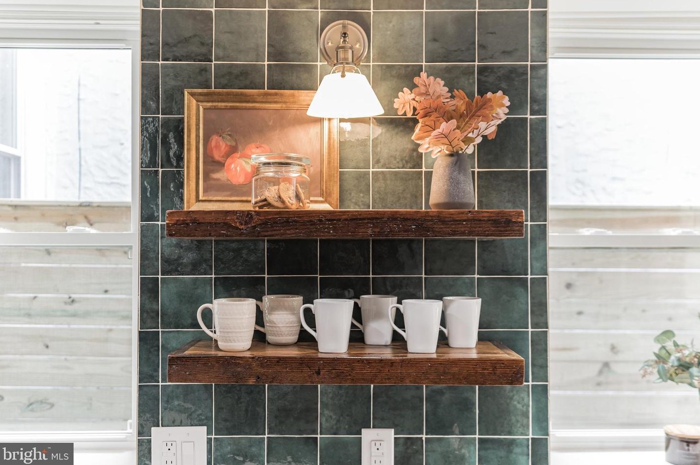 3867 Manayunk Ave, Philadelphia PA 19128-5111 exterior