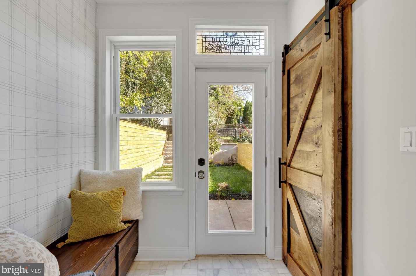 3867 Manayunk Ave, Philadelphia PA 19128-5111 exterior