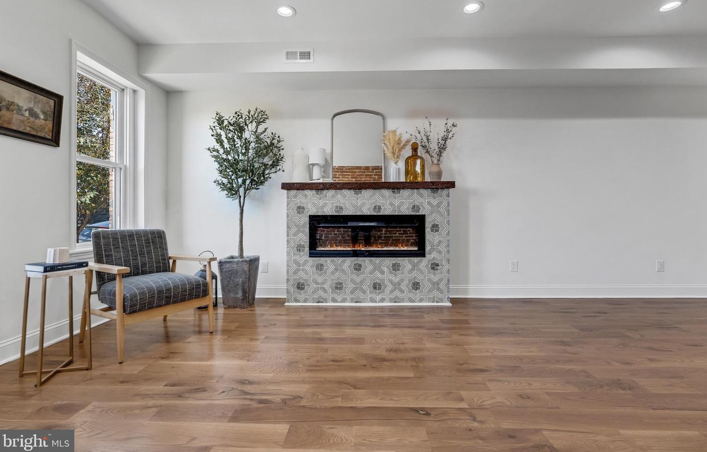 3867 Manayunk Ave, Philadelphia PA 19128-5111 exterior