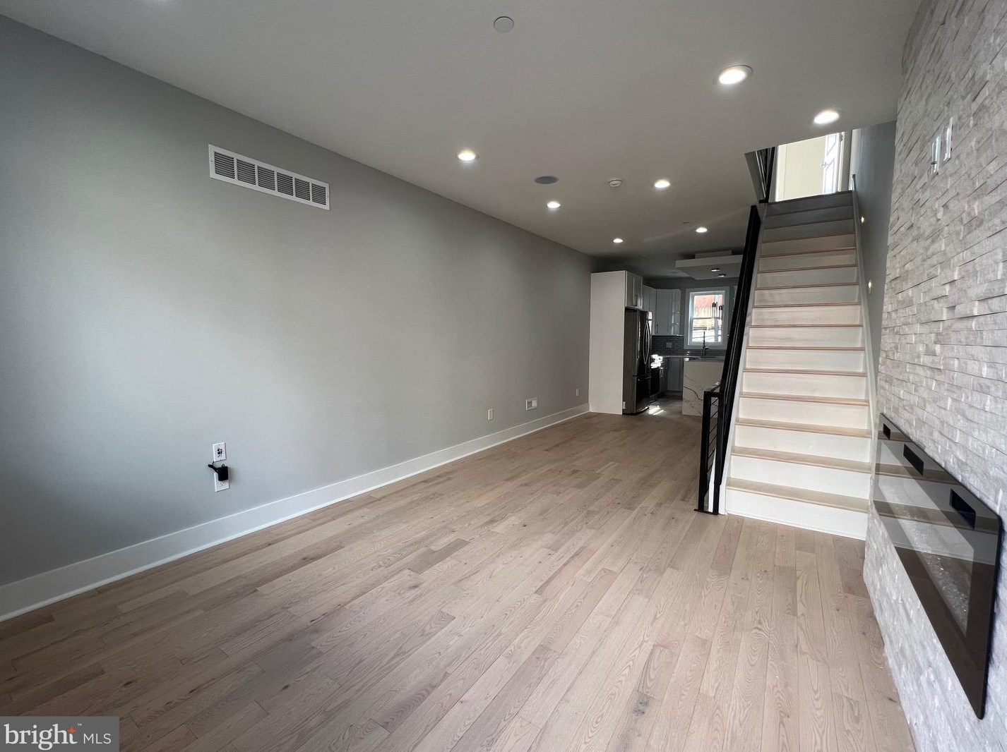 2120 Titan St, Philadelphia PA  19146-4319 exterior