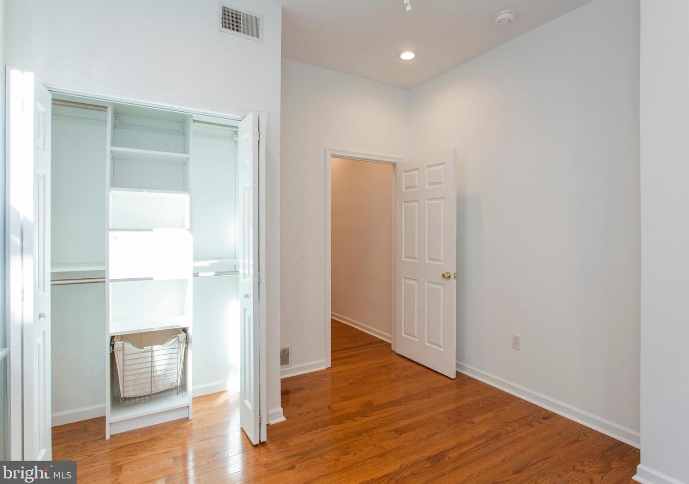 530 Queen St, Philadelphia PA  19147-3023 exterior