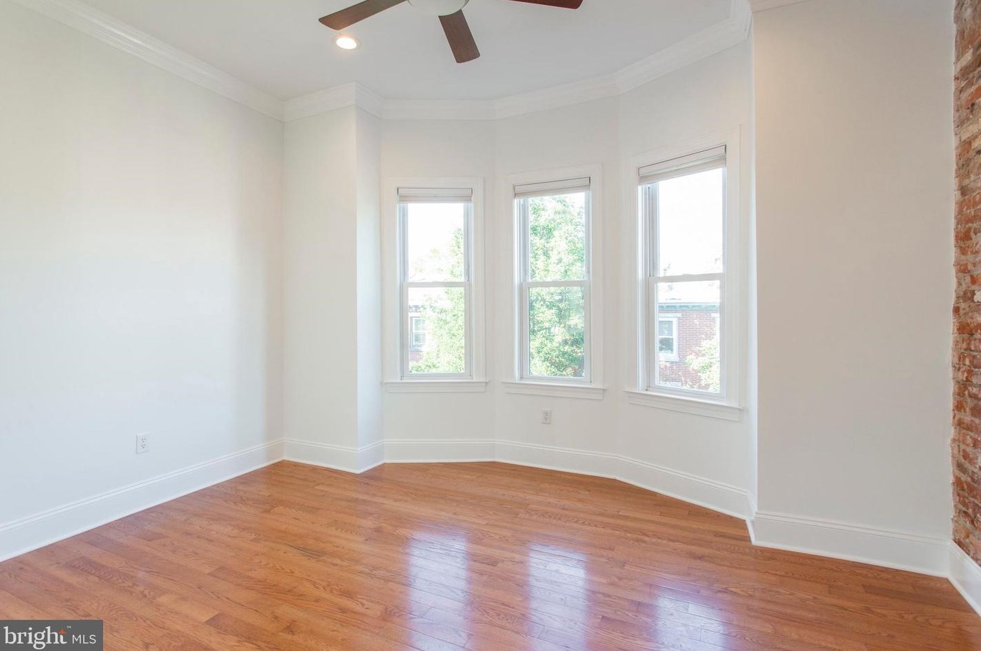 530 Queen St, Philadelphia PA  19147-3023 exterior