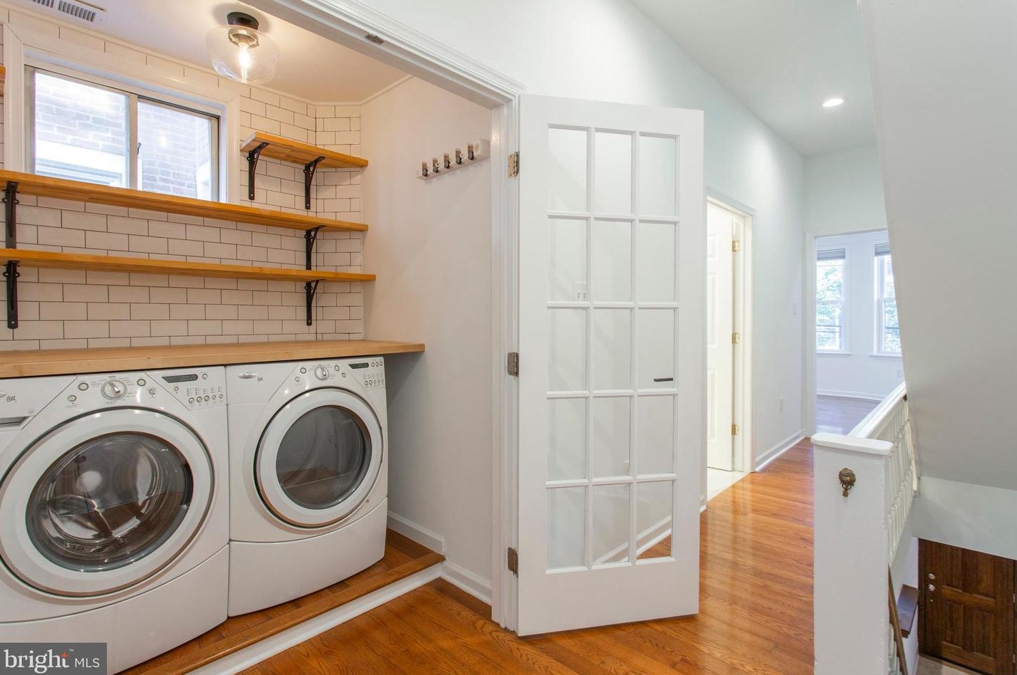 530 Queen St, Philadelphia PA  19147-3023 exterior