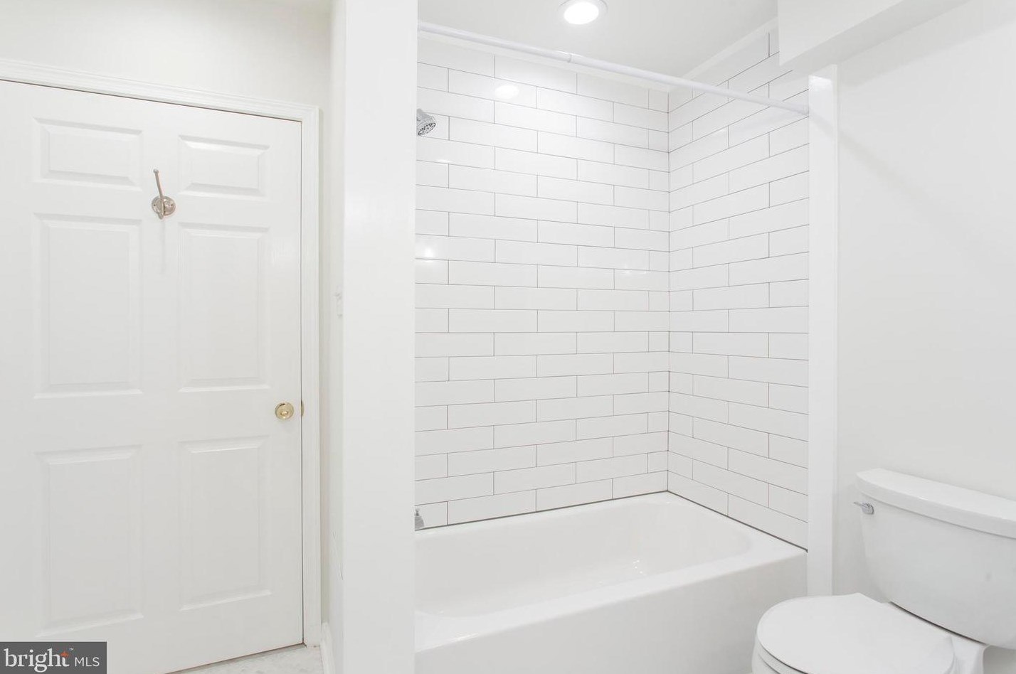 530 Queen St, Philadelphia PA  19147-3023 exterior