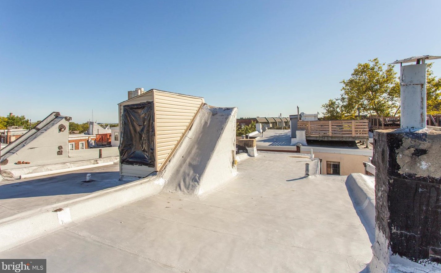 530 Queen St, Philadelphia PA  19147-3023 exterior