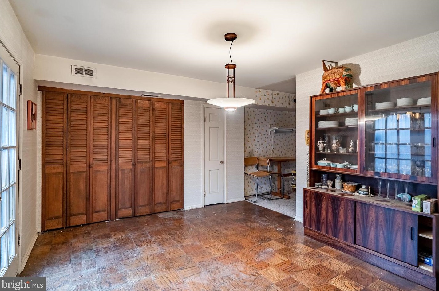 1216 Rodman St, Philadelphia PA 19146-1417 exterior