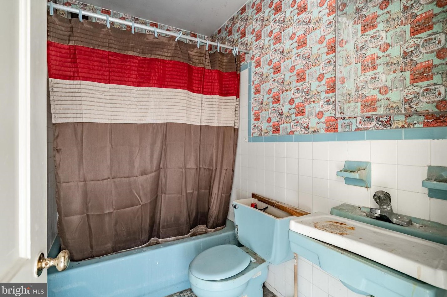 1216 Rodman St, Philadelphia PA 19146-1417 exterior