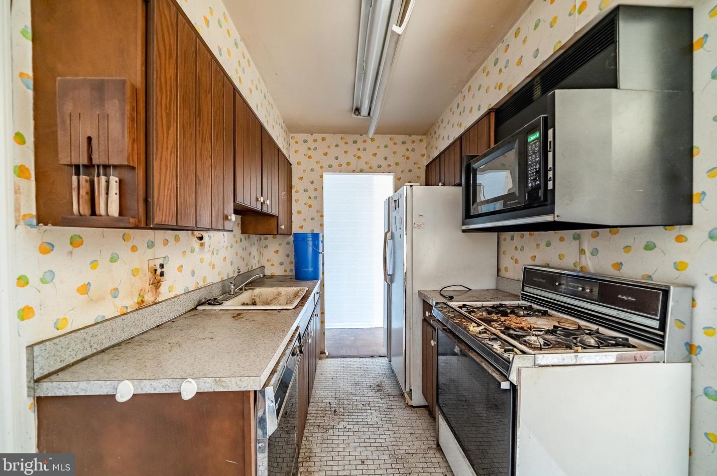 1216 Rodman St, Philadelphia PA 19146-1417 exterior