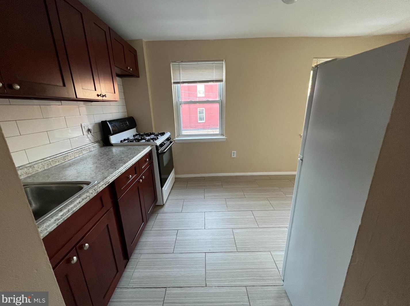 701 Fairmount Ave #3, Philadelphia, PA 19123