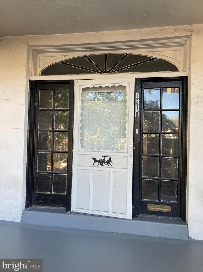 7318 Walnut Ln, Philadelphia PA  19138-1332 exterior