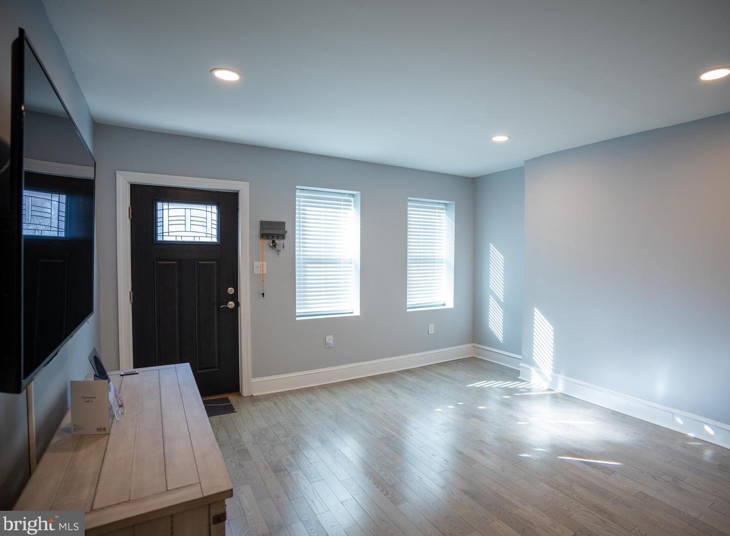 1105 Mifflin St, Philadelphia PA  19148-2109 exterior