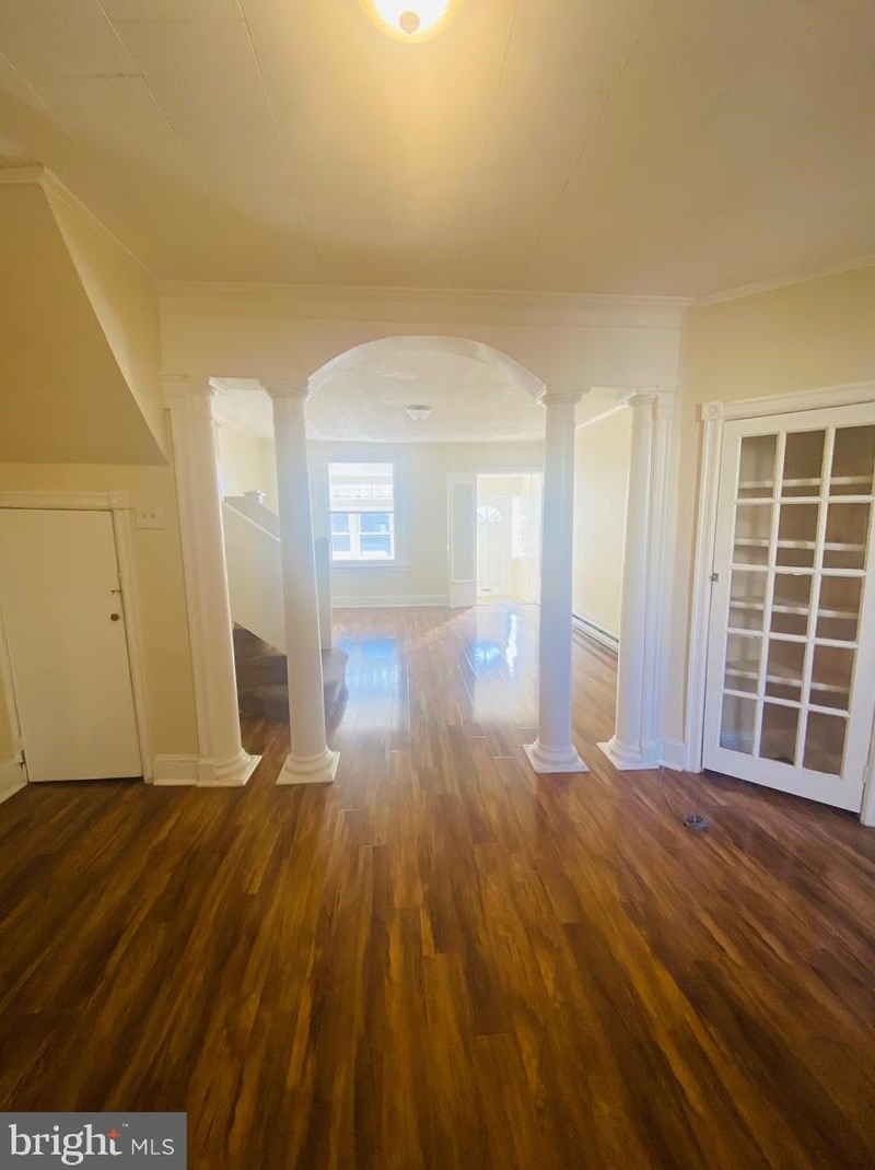2303 Tasker St, Philadelphia PA  19145-1330 exterior