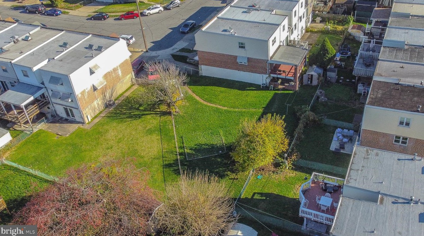 3500 Dows Rd, Philadelphia PA 19154-4042 exterior