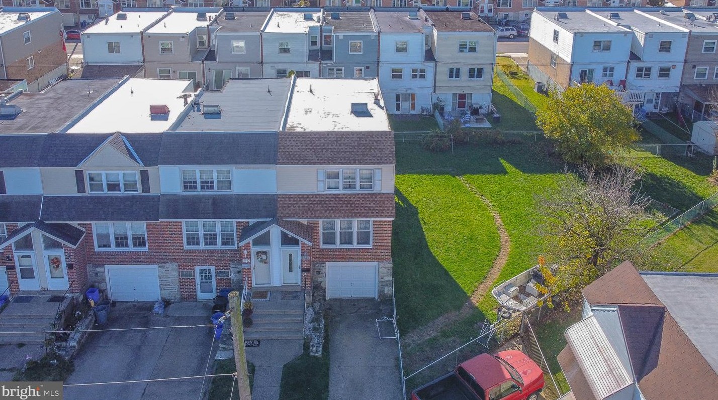 3500 Dows Rd, Philadelphia PA 19154-4042 exterior