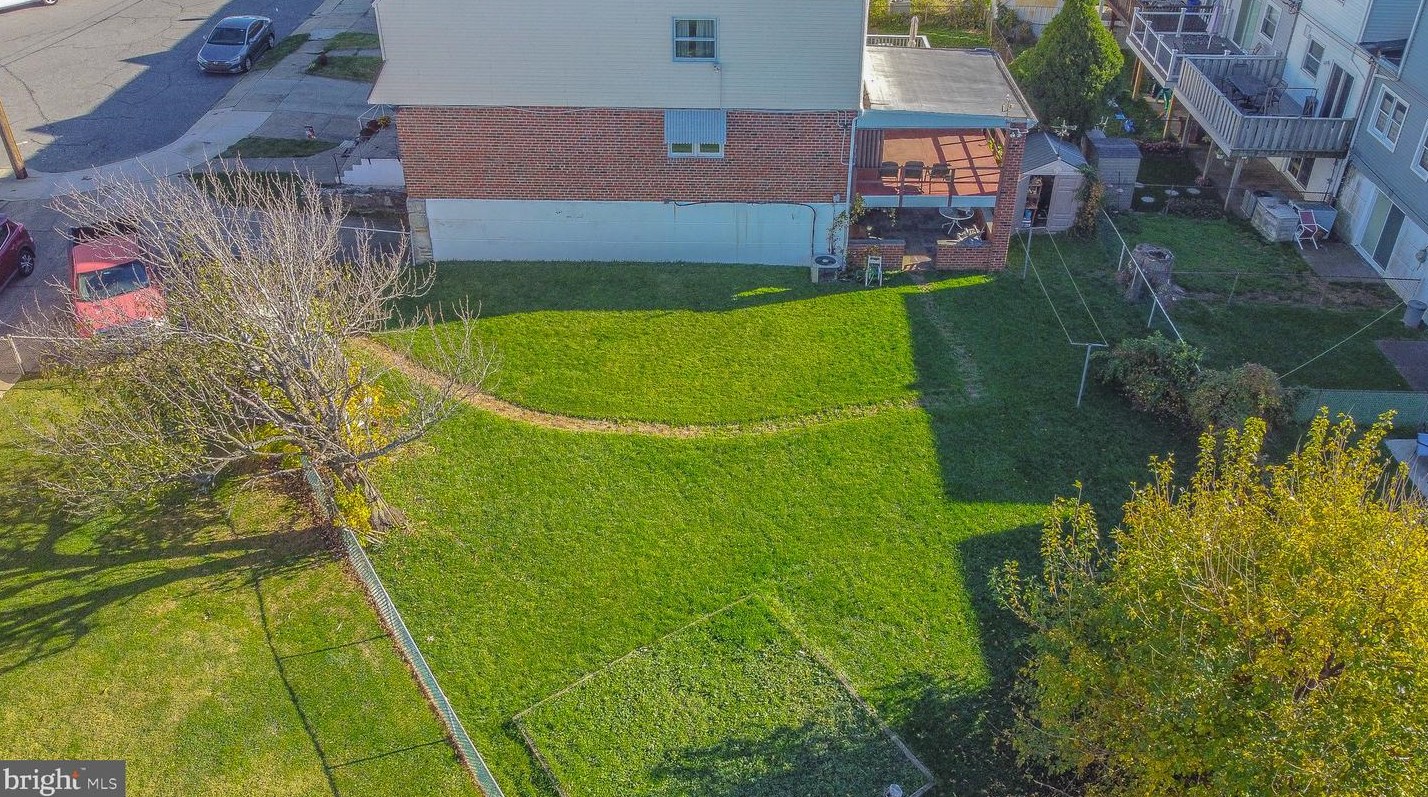 3500 Dows Rd, Philadelphia PA 19154-4042 exterior