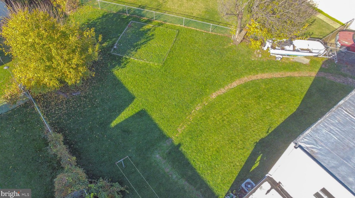 3500 Dows Rd, Philadelphia PA 19154-4042 exterior