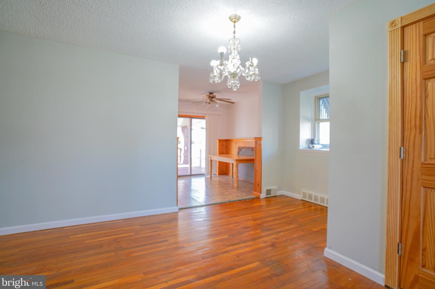 3500 Dows Rd, Philadelphia PA 19154-4042 exterior