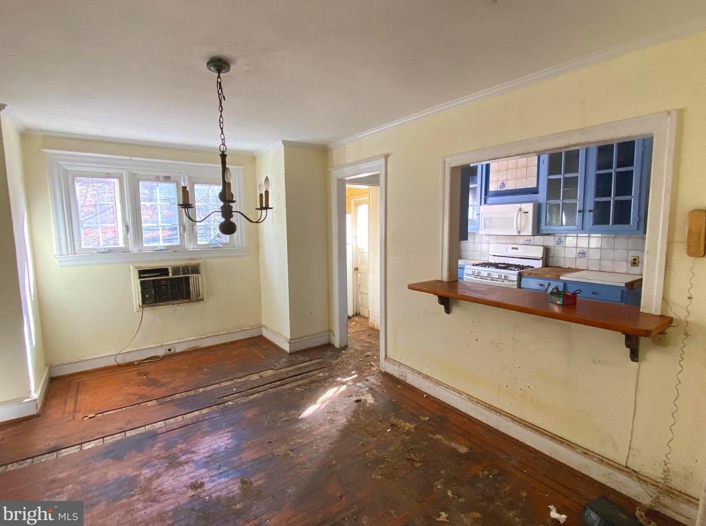 342 Mount Airy Ave, Philadelphia PA  19119-2940 exterior