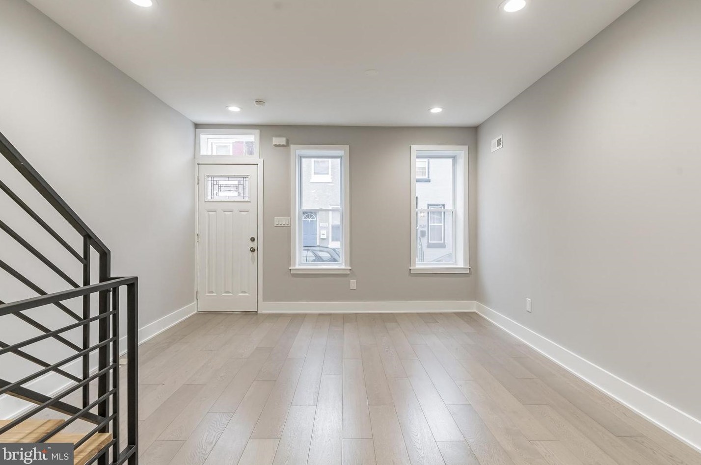 1529 Opal St, Philadelphia PA  19146-4633 exterior
