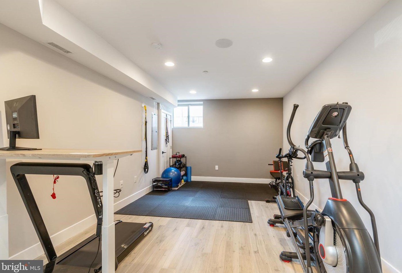 2103 Huntingdon St, Philadelphia PA  19125-1416 exterior