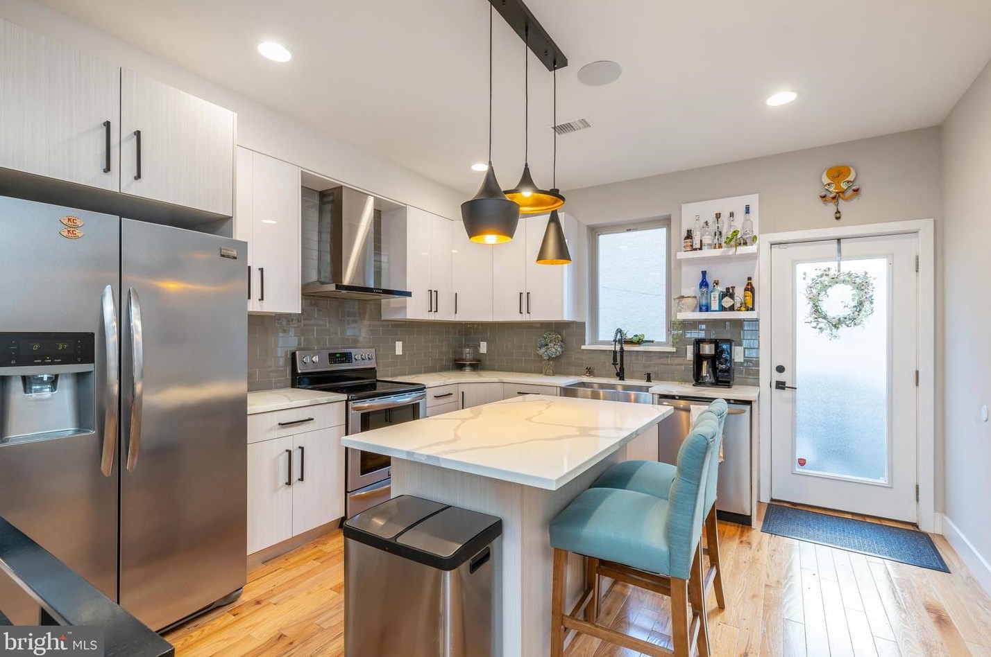 2103 Huntingdon St, Philadelphia PA  19125-1416 exterior